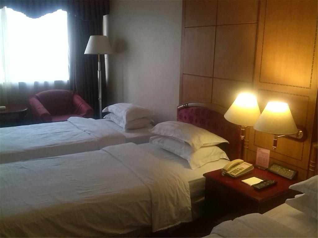 Gardford International Hotel Гуанджоу Екстериор снимка