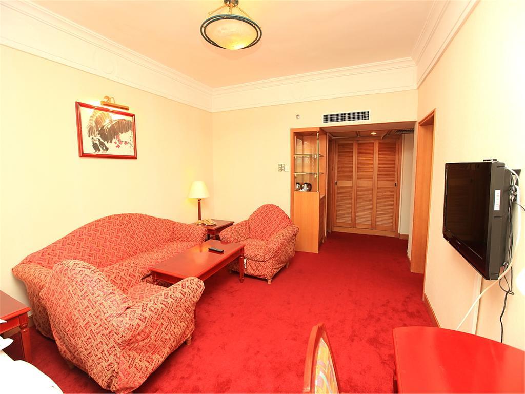 Gardford International Hotel Гуанджоу Екстериор снимка